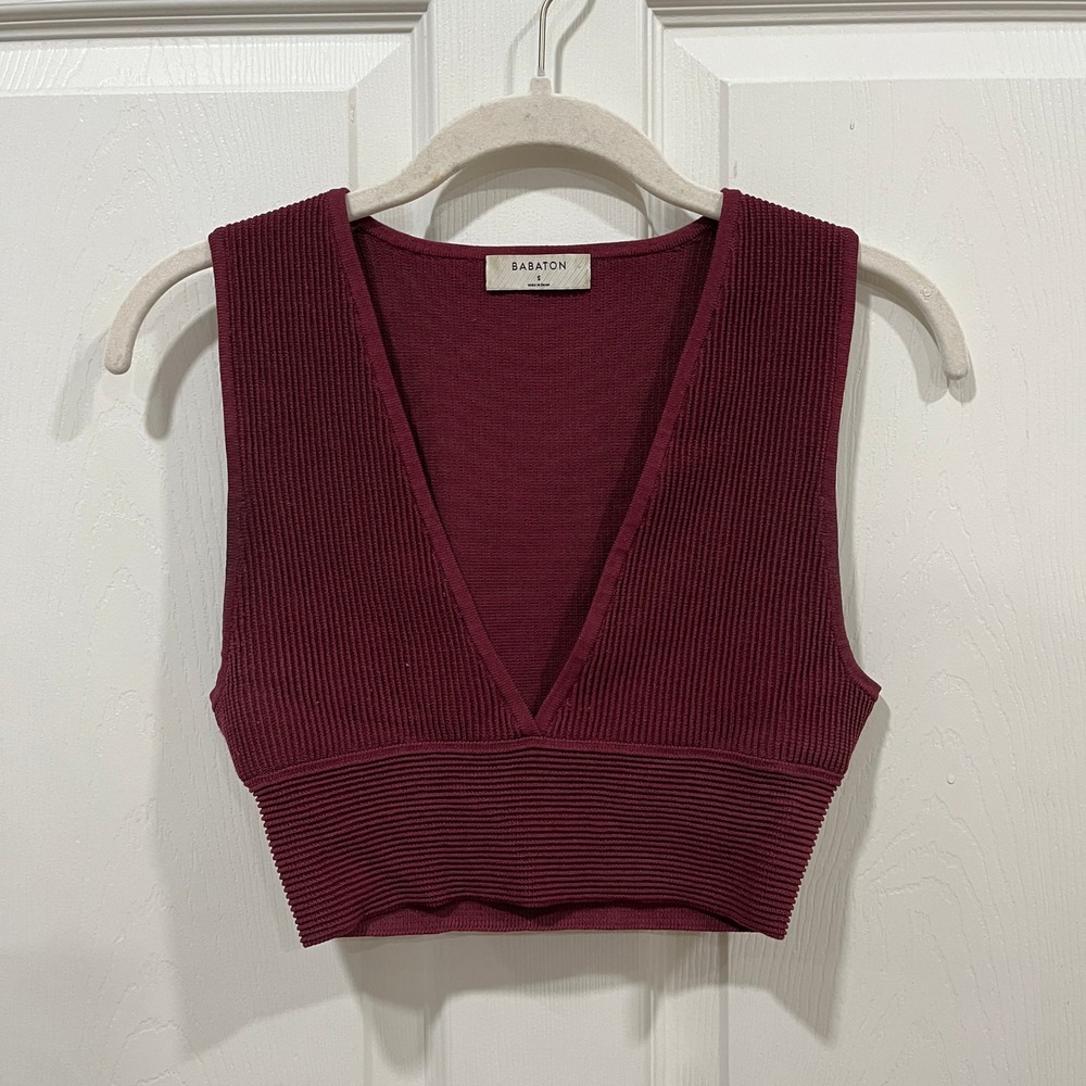 Babaton‎ Burgundy Cropped Ribbed Knit Sleeveless V-Neck Top